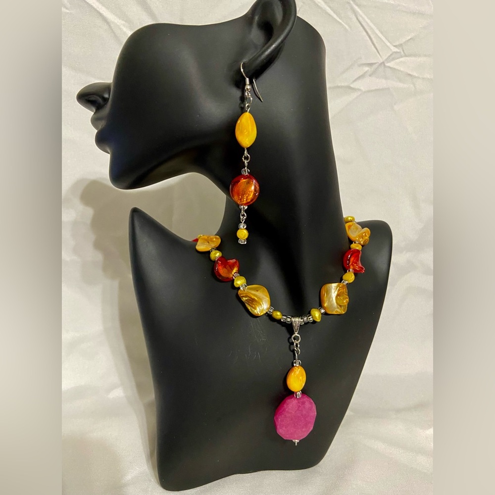 Handcrafted necklace set color red orange & yellow